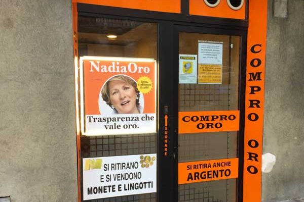 vetrina negozio Nadiaoro Trieste 2